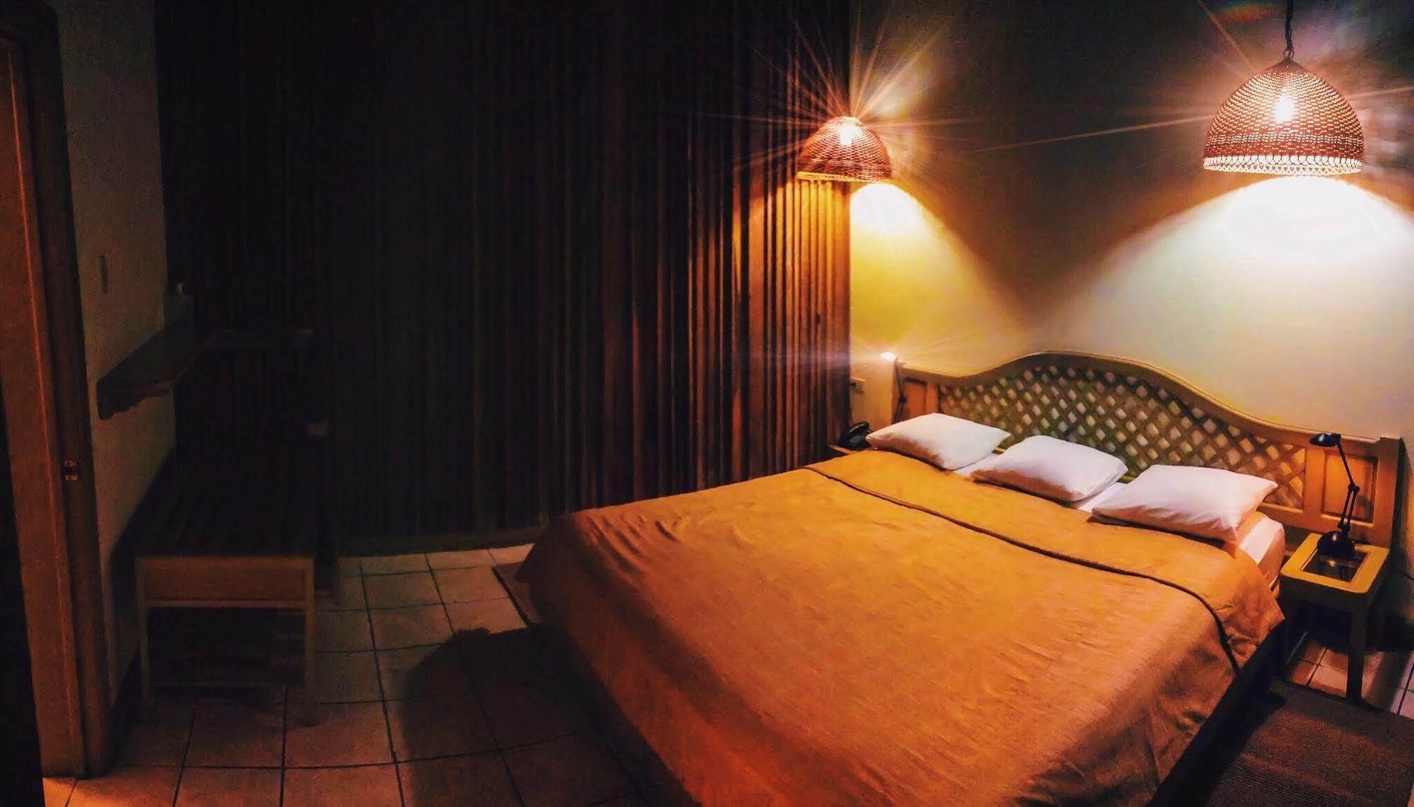 Kariwak Village Holistic Haven Crown Point Luaran gambar