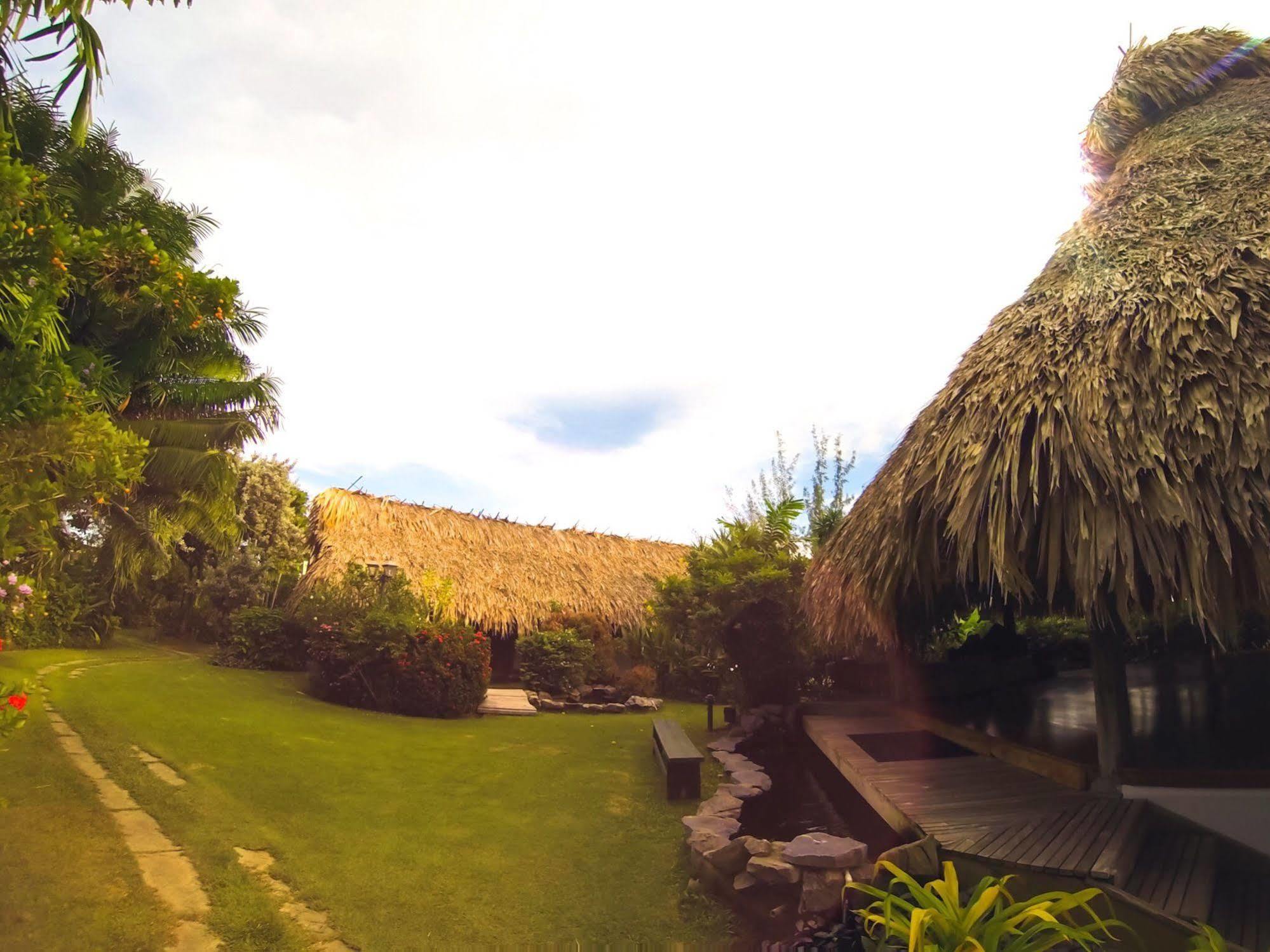 Kariwak Village Holistic Haven Crown Point Luaran gambar